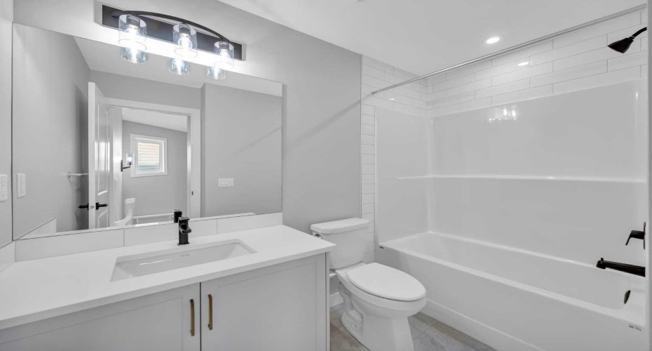 10 Versant Path, Calgary, Alberta T2Y 0Z5, 3 Bedrooms Bedrooms, ,3 BathroomsBathrooms,Residential,For Sale,Versant,A2290819