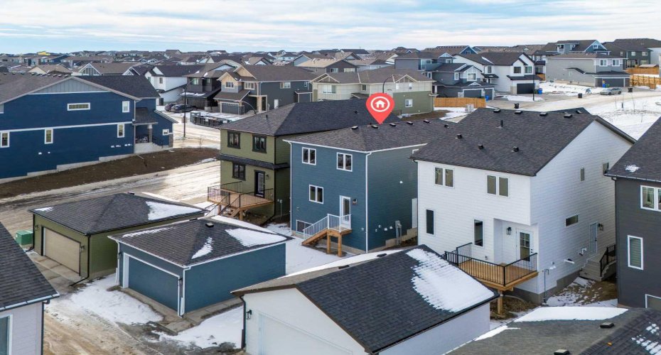 10 Versant Path, Calgary, Alberta T2Y 0Z5, 3 Bedrooms Bedrooms, ,3 BathroomsBathrooms,Residential,For Sale,Versant,A2290819