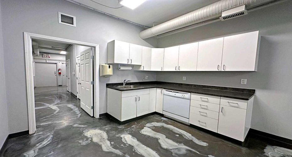 9612 Franklin Avenue, Fort McMurray, Alberta T9H 2J9, ,Commercial,For Lease,Franklin,A2290830