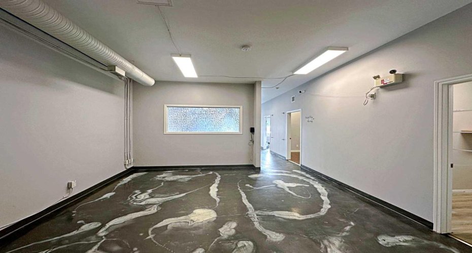 9612 Franklin Avenue, Fort McMurray, Alberta T9H 2J9, ,Commercial,For Lease,Franklin,A2290830