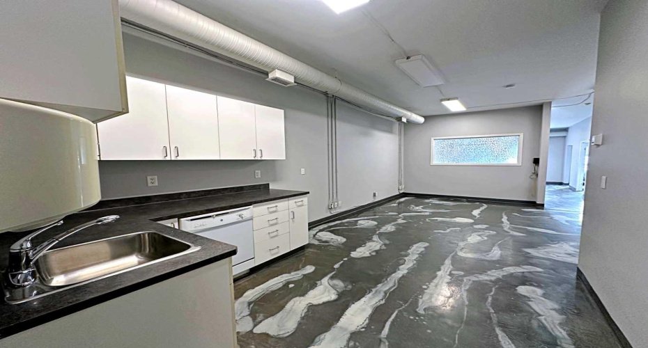 9612 Franklin Avenue, Fort McMurray, Alberta T9H 2J9, ,Commercial,For Lease,Franklin,A2290830