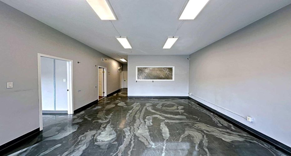 9612 Franklin Avenue, Fort McMurray, Alberta T9H 2J9, ,Commercial,For Lease,Franklin,A2290830