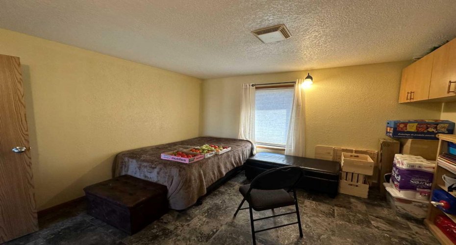 452 1st Street, Falher, Alberta T0H 1M0, 4 Bedrooms Bedrooms, ,2 BathroomsBathrooms,Residential,For Sale,1st,A2290996