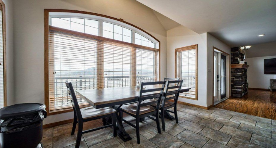 2222 TWP RD 7-5, Lundbreck, Alberta T0K 0H0, 4 Bedrooms Bedrooms, ,2 BathroomsBathrooms,Residential,For Sale,TWP RD 7-5,A2290998