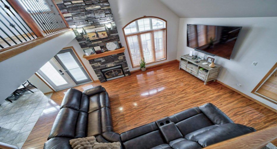 2222 TWP RD 7-5, Lundbreck, Alberta T0K 0H0, 4 Bedrooms Bedrooms, ,2 BathroomsBathrooms,Residential,For Sale,TWP RD 7-5,A2290998