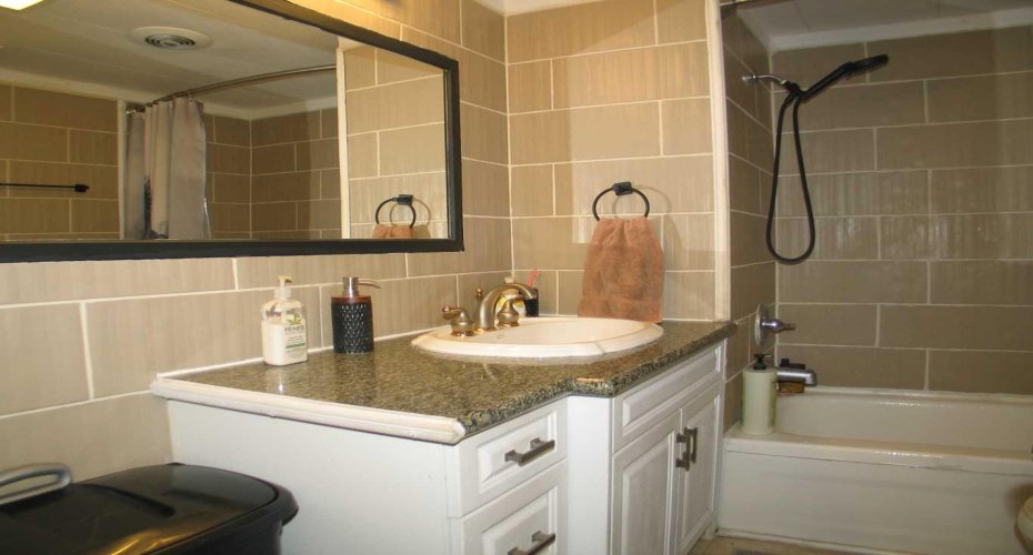 3223 83 Street, Calgary, Alberta t3b 5n1, 3 Bedrooms Bedrooms, ,1 BathroomBathrooms,Mobile,For Sale,83,A2291013