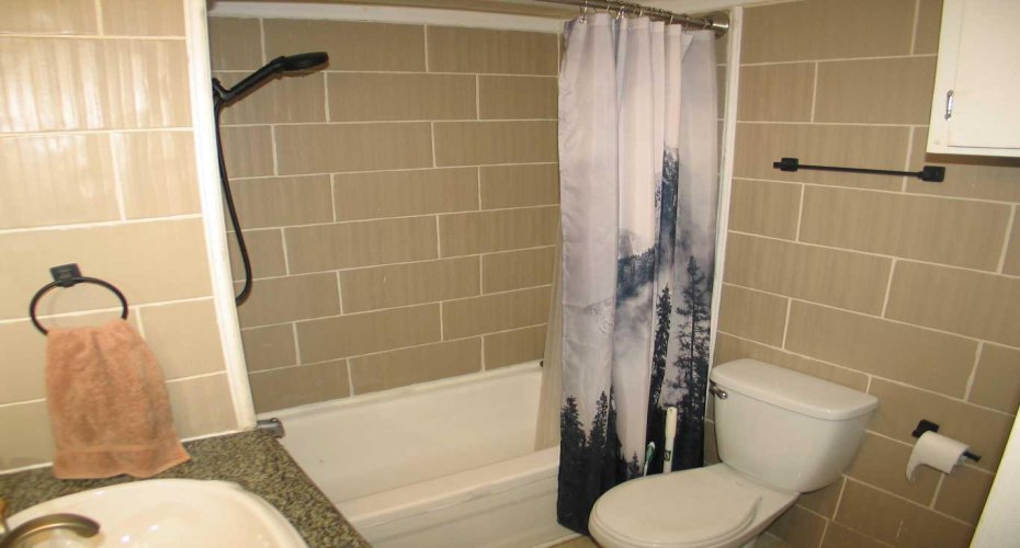 3223 83 Street, Calgary, Alberta t3b 5n1, 3 Bedrooms Bedrooms, ,1 BathroomBathrooms,Mobile,For Sale,83,A2291013