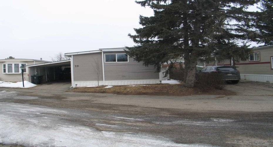 3223 83 Street, Calgary, Alberta t3b 5n1, 3 Bedrooms Bedrooms, ,1 BathroomBathrooms,Mobile,For Sale,83,A2291013