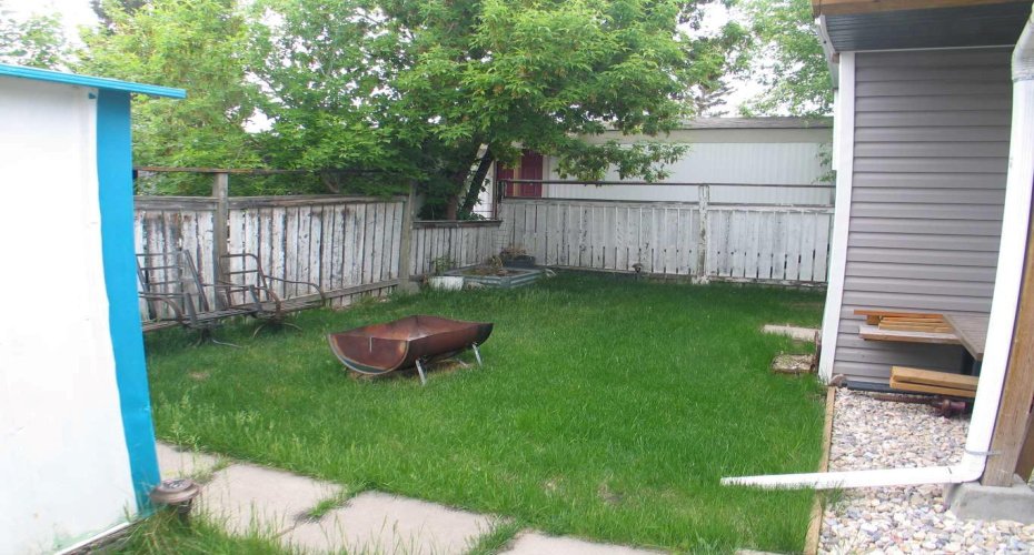 3223 83 Street, Calgary, Alberta t3b 5n1, 3 Bedrooms Bedrooms, ,1 BathroomBathrooms,Mobile,For Sale,83,A2291013