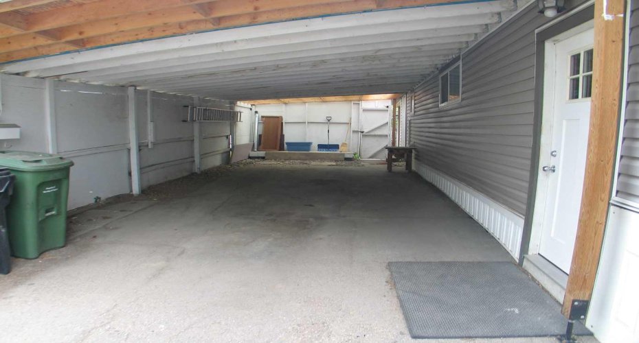 3223 83 Street, Calgary, Alberta t3b 5n1, 3 Bedrooms Bedrooms, ,1 BathroomBathrooms,Mobile,For Sale,83,A2291013