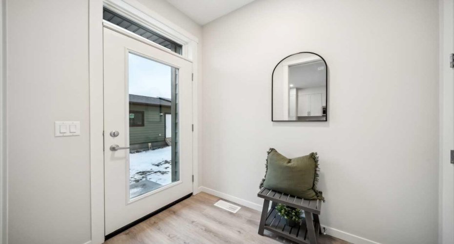 231 Vantage Drive, Cochrane, Alberta T4C3G5, 3 Bedrooms Bedrooms, ,3 BathroomsBathrooms,Residential,For Sale,Vantage,A2291128