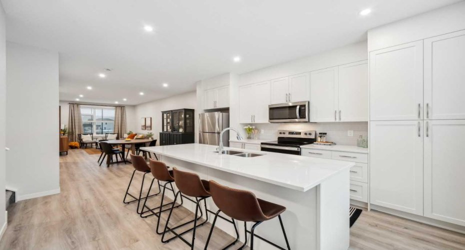 231 Vantage Drive, Cochrane, Alberta T4C3G5, 3 Bedrooms Bedrooms, ,3 BathroomsBathrooms,Residential,For Sale,Vantage,A2291128