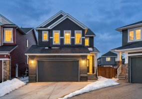 29 Evansglen Place, Calgary, Alberta T3P 0P5, 4 Bedrooms Bedrooms, ,5 BathroomsBathrooms,Residential,For Sale,Evansglen,A2291130