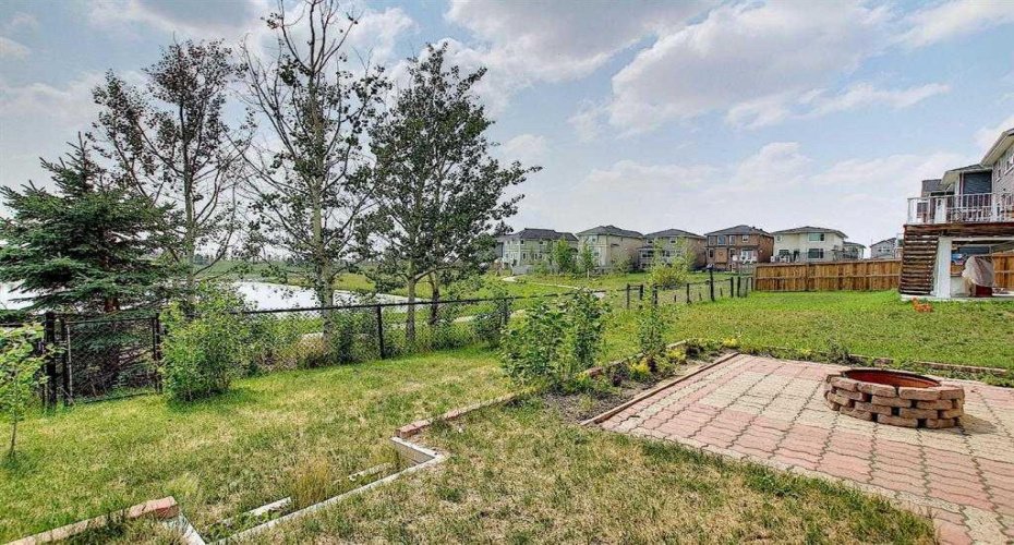 45 Redstone Drive, Calgary, Alberta T3J 0N2, 4 Bedrooms Bedrooms, ,4 BathroomsBathrooms,Residential,For Sale,Redstone,A2291264