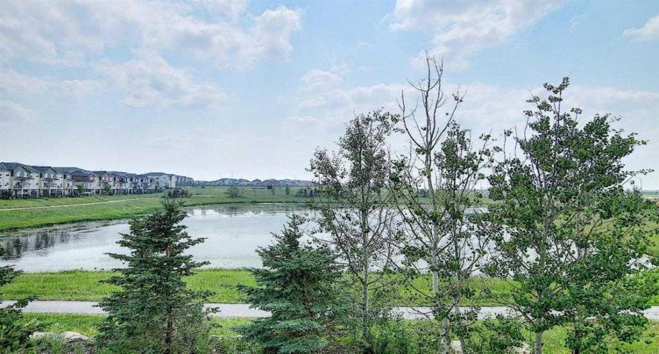 45 Redstone Drive, Calgary, Alberta T3J 0N2, 4 Bedrooms Bedrooms, ,4 BathroomsBathrooms,Residential,For Sale,Redstone,A2291264