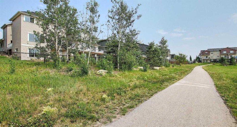 45 Redstone Drive, Calgary, Alberta T3J 0N2, 4 Bedrooms Bedrooms, ,4 BathroomsBathrooms,Residential,For Sale,Redstone,A2291264