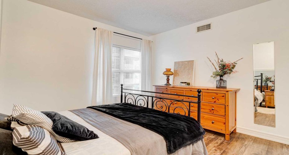 110 7 Street, Calgary, Alberta T2P 5M9, 1 Bedroom Bedrooms, 0 ,1 BathroomBathrooms,Residential,For Sale,7,0,A2273029