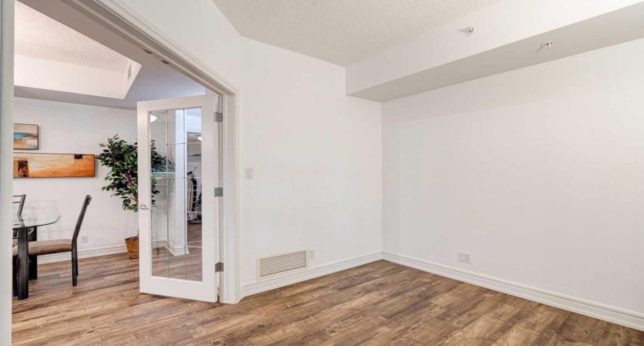 110 7 Street, Calgary, Alberta T2P 5M9, 1 Bedroom Bedrooms, 0 ,1 BathroomBathrooms,Residential,For Sale,7,0,A2273029