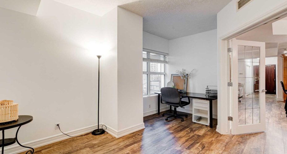 110 7 Street, Calgary, Alberta T2P 5M9, 1 Bedroom Bedrooms, 0 ,1 BathroomBathrooms,Residential,For Sale,7,0,A2273029