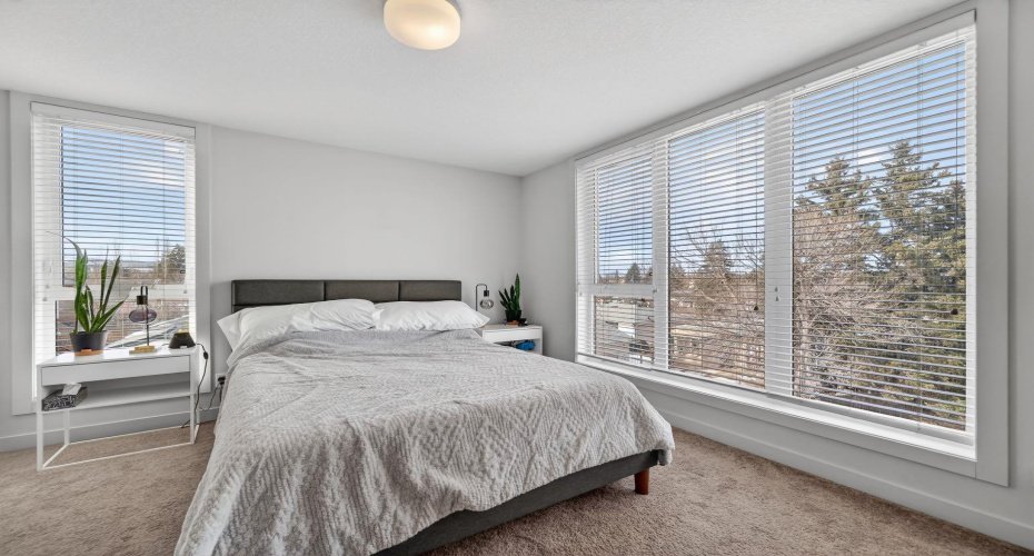 403 Bow Grove, Calgary, Alberta T3B 6E8, 3 Bedrooms Bedrooms, ,3 BathroomsBathrooms,Residential,For Sale,Bow,A2291656
