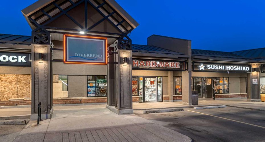 8338 18 Street, Calgary, Alberta T2C 4E4, 0 , 0 ,0,Commercial,For Lease,Riverbend Centre,18,0,A2287492