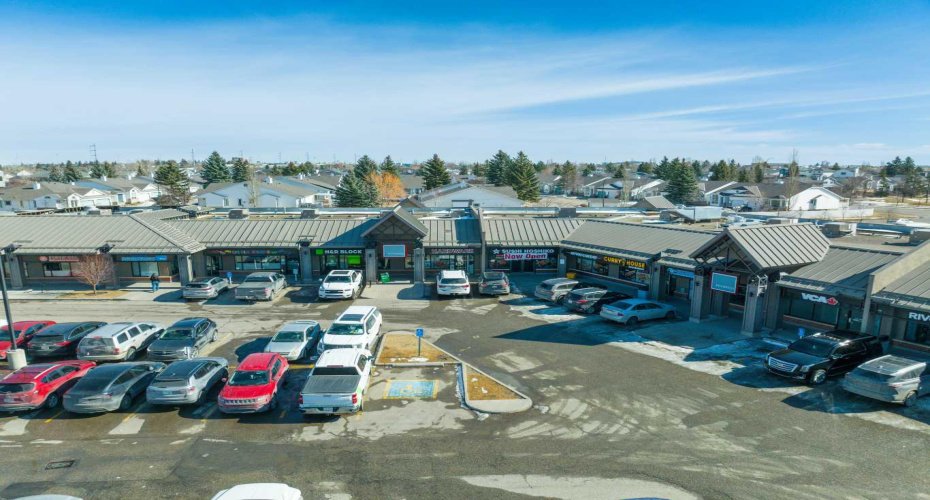 8338 18 Street, Calgary, Alberta T2C 4E4, 0 , 0 ,0,Commercial,For Lease,Riverbend Centre,18,0,A2287492
