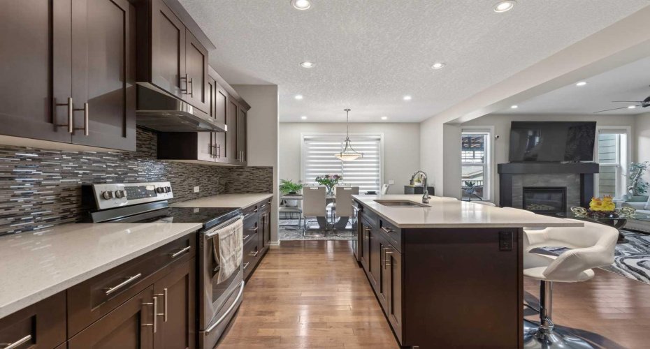 673 Marina Drive, Chestermere, Alberta T1X0S3, 6 Bedrooms Bedrooms, ,4 BathroomsBathrooms,Residential,For Sale,Marina,A2290883