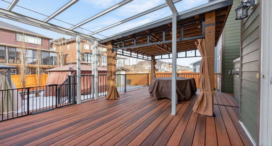 673 Marina Drive, Chestermere, Alberta T1X0S3, 6 Bedrooms Bedrooms, ,4 BathroomsBathrooms,Residential,For Sale,Marina,A2290883