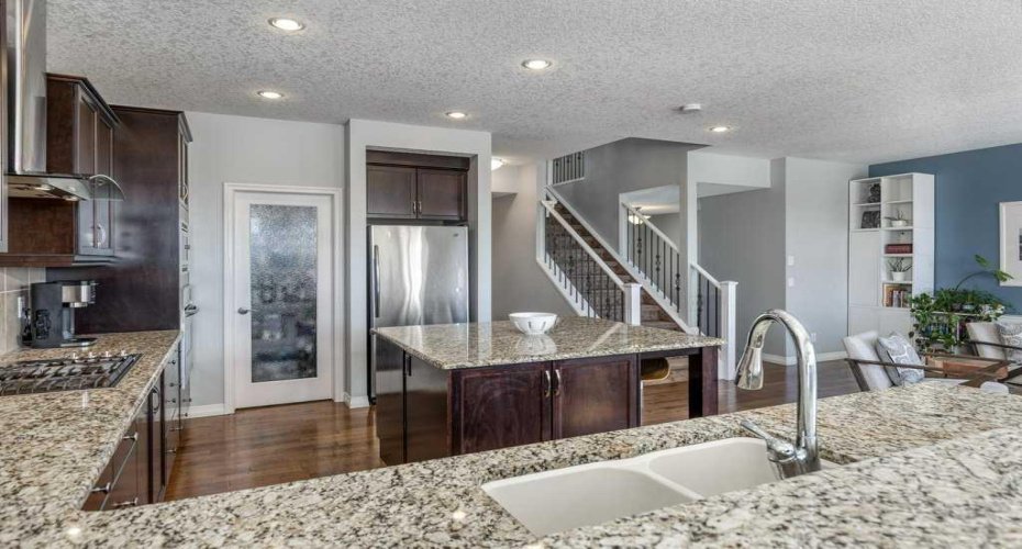 128 Sunset Park, Cochrane, Alberta T4C0N5, 4 Bedrooms Bedrooms, ,4 BathroomsBathrooms,Residential,For Sale,Sunset,A2290294