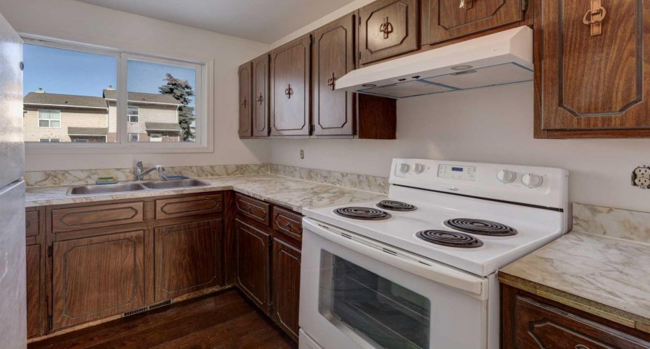 64 Whitnel Court, Calgary, Alberta T1Y 5E3, 2 Bedroom Bedrooms, 0 ,1 BathroomBathrooms,Residential,For Sale,Whitnel,0,A2290841