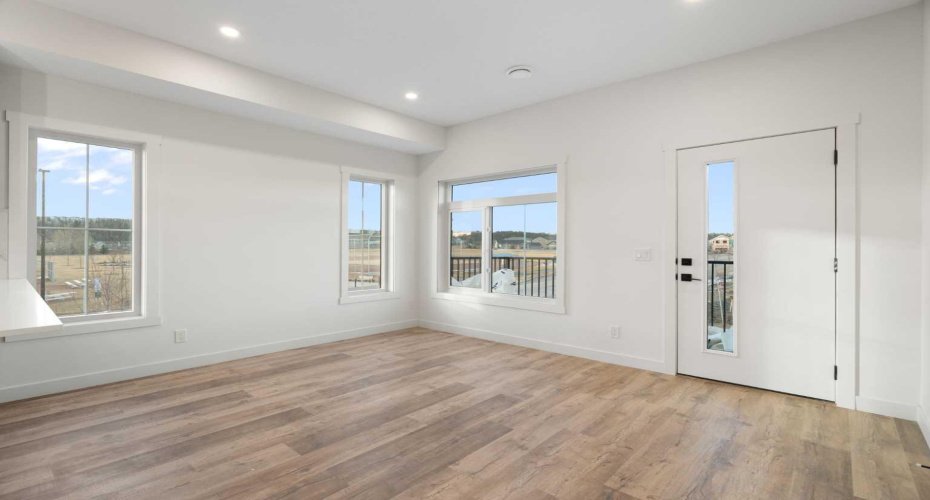 156 Park Street, Cochrane, Alberta T4C2B8, 3 Bedrooms Bedrooms, ,2 BathroomsBathrooms,Residential,For Sale,Park,A2291443