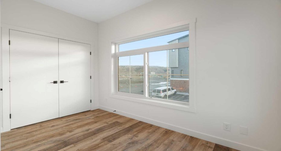 156 Park Street, Cochrane, Alberta T4C2B8, 3 Bedrooms Bedrooms, ,2 BathroomsBathrooms,Residential,For Sale,Park,A2291443