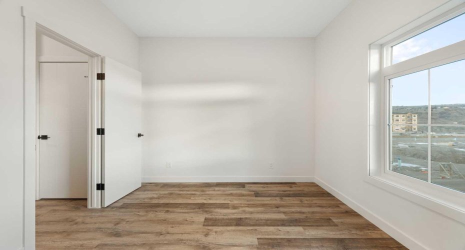 156 Park Street, Cochrane, Alberta T4C2B8, 3 Bedrooms Bedrooms, ,2 BathroomsBathrooms,Residential,For Sale,Park,A2291443