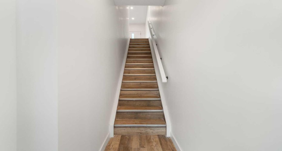 156 Park Street, Cochrane, Alberta T4C2B8, 3 Bedrooms Bedrooms, ,2 BathroomsBathrooms,Residential,For Sale,Park,A2291443