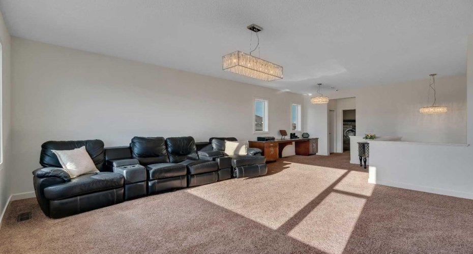 287 Sunset View, Cochrane, Alberta T4C 0N6, 3 Bedrooms Bedrooms, ,4 BathroomsBathrooms,Residential,For Sale,Sunset,A2291445