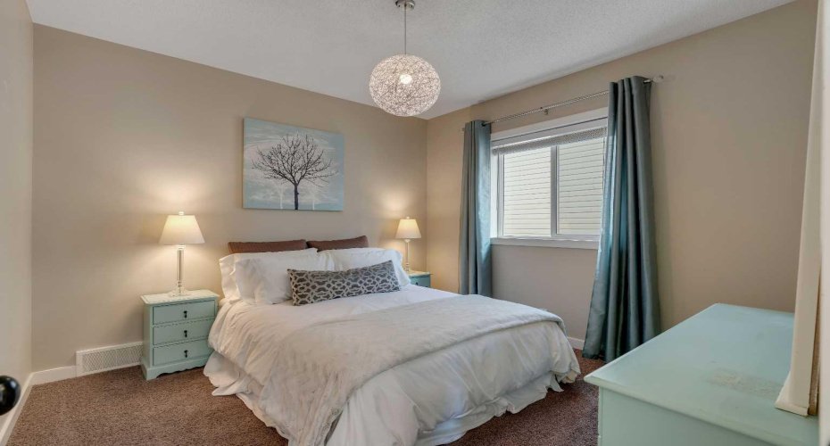 287 Sunset View, Cochrane, Alberta T4C 0N6, 3 Bedrooms Bedrooms, ,4 BathroomsBathrooms,Residential,For Sale,Sunset,A2291445