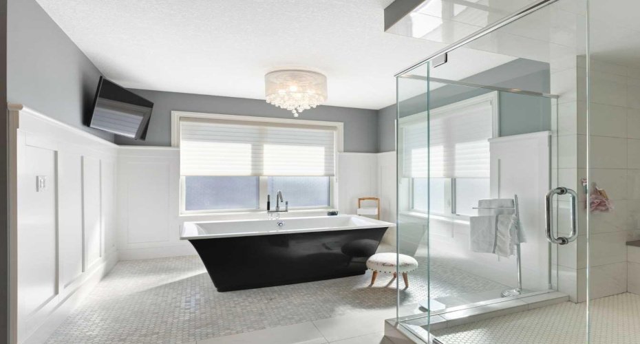 800 E Lakeview Road, Chestermere, Alberta T1X 1R2, 5 Bedrooms Bedrooms, ,4 BathroomsBathrooms,Residential,For Sale,E Lakeview,A2287110