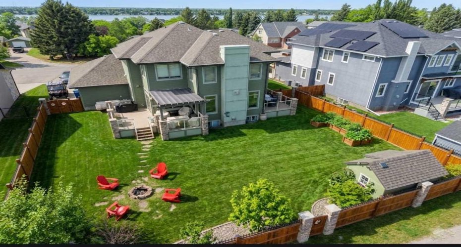 800 E Lakeview Road, Chestermere, Alberta T1X 1R2, 5 Bedrooms Bedrooms, ,4 BathroomsBathrooms,Residential,For Sale,E Lakeview,A2287110