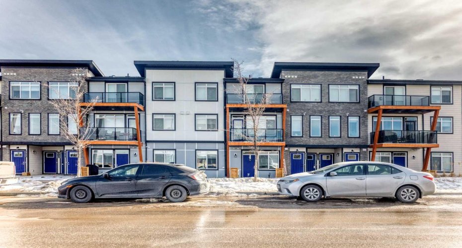 4697 SETON Drive, Calgary, Alberta T3M 3T9, 2 Bedroom Bedrooms, 0 ,1 BathroomBathrooms,Residential,For Sale,SETON,0,A2291690