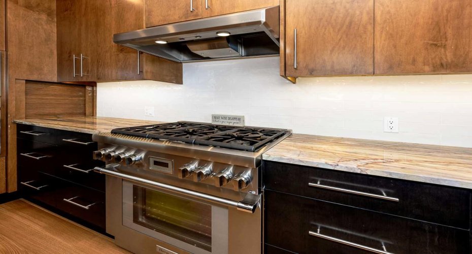 1407 Kensington Close, Calgary, Alberta T2N 3J9, 2 Bedroom Bedrooms, 0 ,3 BathroomBathrooms,Residential,For Sale,Kensington,0,A2291747 1407 Kensington Close, Calgary, Alberta T2N 3J9, 2 Bedroom Bedrooms, 0 ,3 BathroomBathrooms,Residential,For Sale,Kensington,0,A2291747