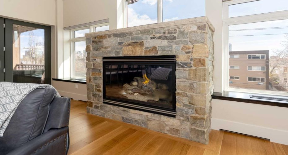 1407 Kensington Close, Calgary, Alberta T2N 3J9, 2 Bedroom Bedrooms, 0 ,3 BathroomBathrooms,Residential,For Sale,Kensington,0,A2291747 1407 Kensington Close, Calgary, Alberta T2N 3J9, 2 Bedroom Bedrooms, 0 ,3 BathroomBathrooms,Residential,For Sale,Kensington,0,A2291747