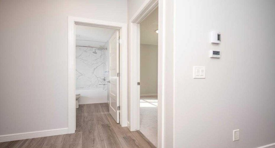 80 Greenbriar Place, Calgary, Alberta t3b6j4, 2 Bedroom Bedrooms, 0 ,2 BathroomBathrooms,Residential,For Sale,Greenbriar,0,A2291693