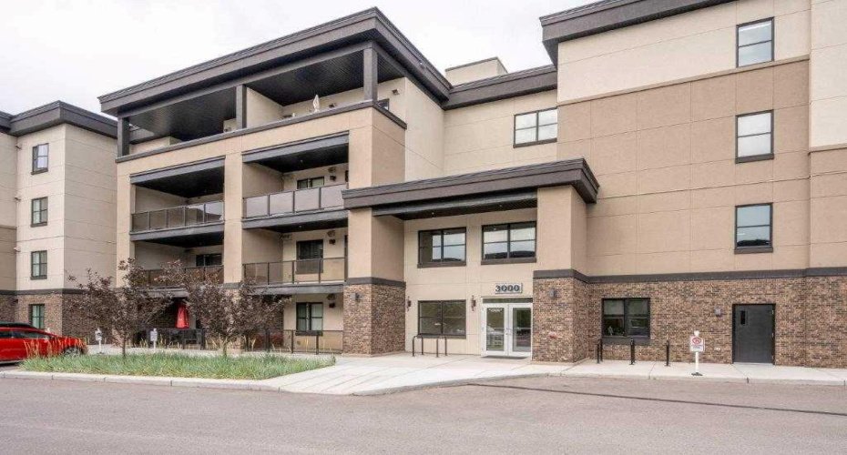 80 Greenbriar Place, Calgary, Alberta t3b6j4, 2 Bedroom Bedrooms, 0 ,2 BathroomBathrooms,Residential,For Sale,Greenbriar,0,A2291693