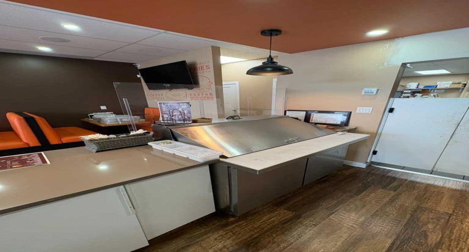 Calgary, Alberta, ,Commercial,For Sale,A2291730