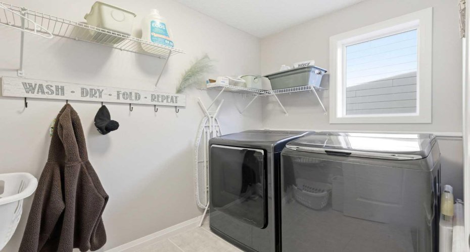 10 Riviera Place, Cochrane, Alberta T4C 0V4, 3 Bedrooms Bedrooms, ,3 BathroomsBathrooms,Residential,For Sale,Riviera,A2291810