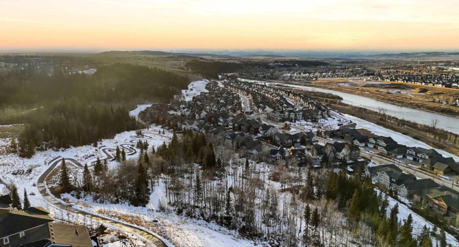 10 Riviera Place, Cochrane, Alberta T4C 0V4, 3 Bedrooms Bedrooms, ,3 BathroomsBathrooms,Residential,For Sale,Riviera,A2291810