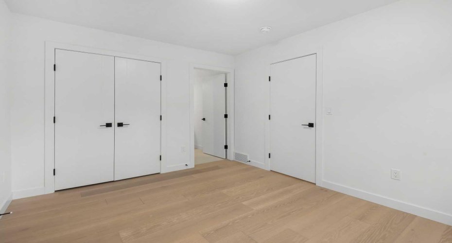 3719 14A Street, Calgary, Alberta T2T3Y1, ,Multi-family,For Sale,14A,A2291909