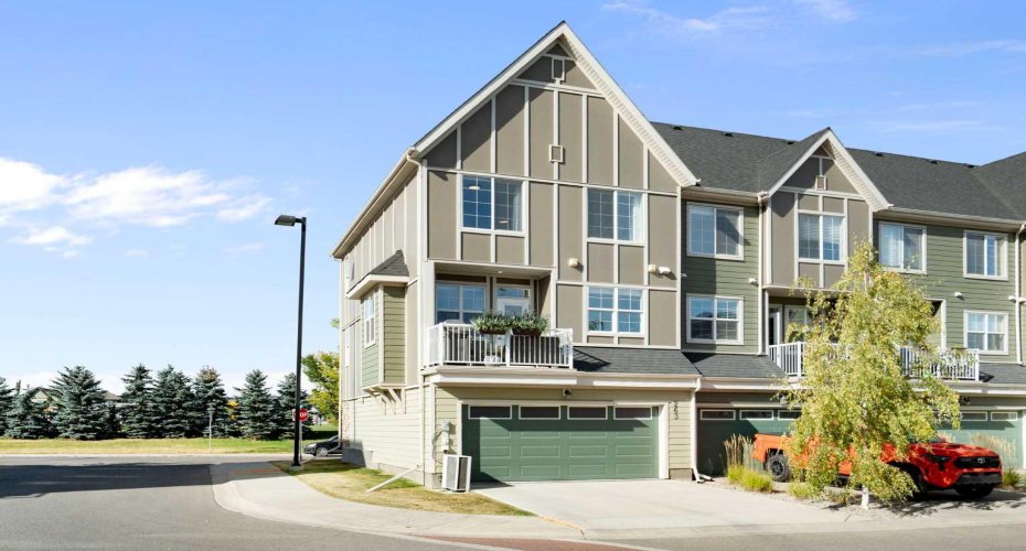 263 Mahogany Way, Calgary, Alberta T3M2G6, 3 Bedrooms Bedrooms, ,3 BathroomsBathrooms,Residential,For Sale,Mahogany,A2291935