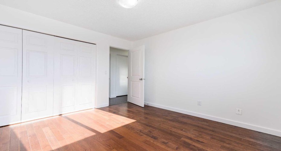51 Whitworth Way, Calgary, Alberta T1Y 6B1, 4 Bedrooms Bedrooms, ,3 BathroomsBathrooms,Residential,For Sale,Whitworth,A2288515