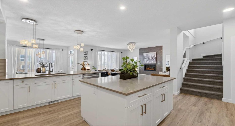 113 Sandpiper Bay, Chestermere, Alberta T1X 0Y5, 5 Bedrooms Bedrooms, ,4 BathroomsBathrooms,Residential,For Sale,Sandpiper,A2290084